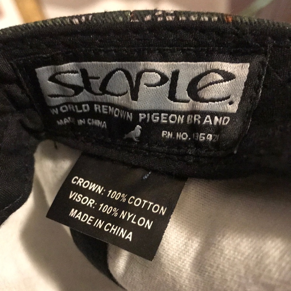 Staple SnapBack - Picture 2 of 5